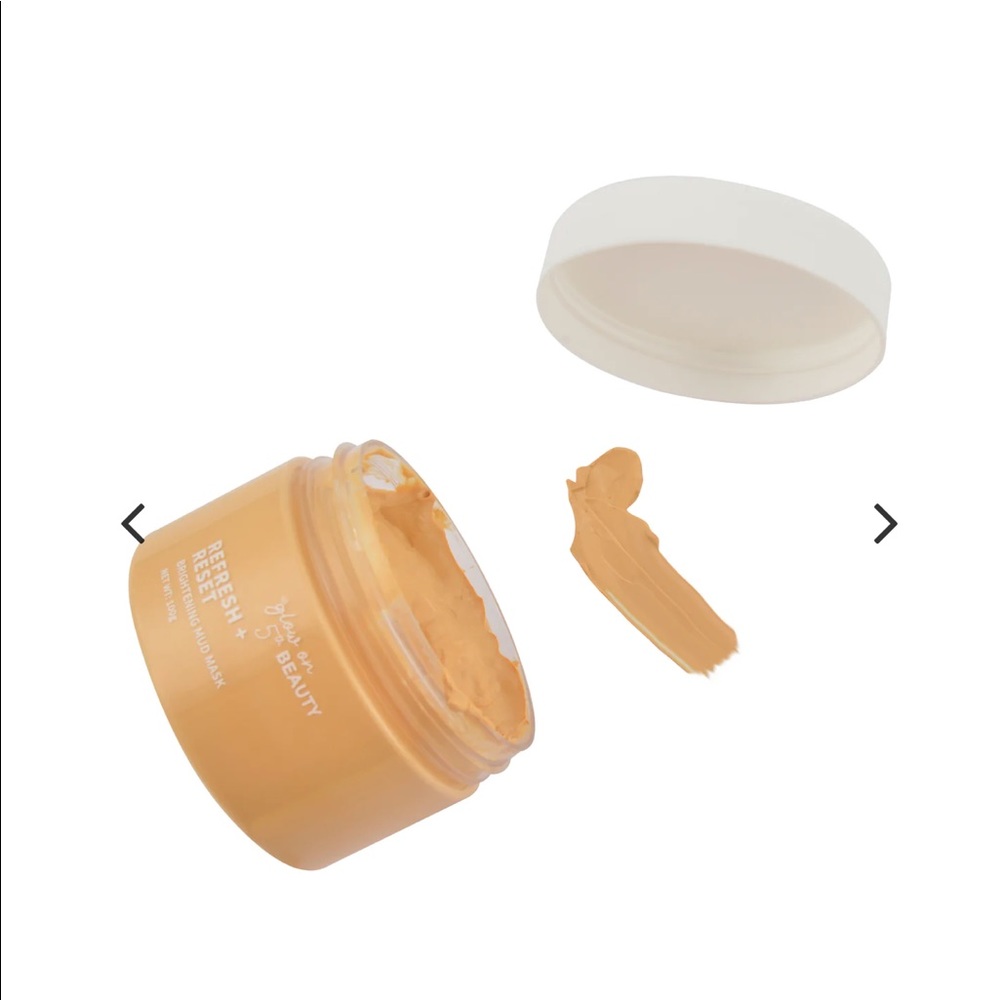 Glow on 5th Beauty Replenishing Mud Mask